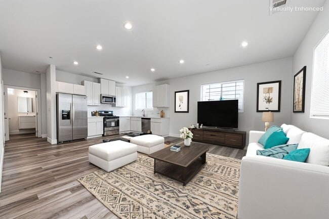 Photo - Best Price on a Luxury Unit! Unit #2831