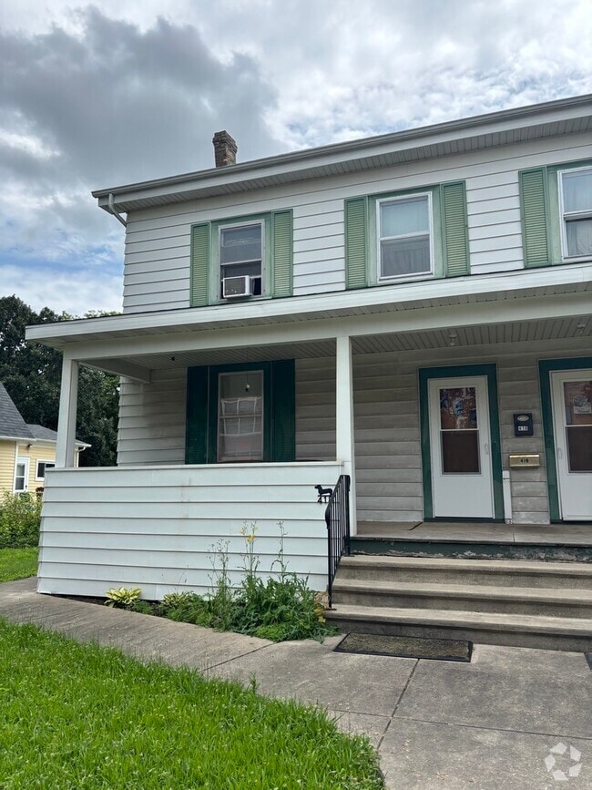 Building Photo - 418 N 4th St Rental