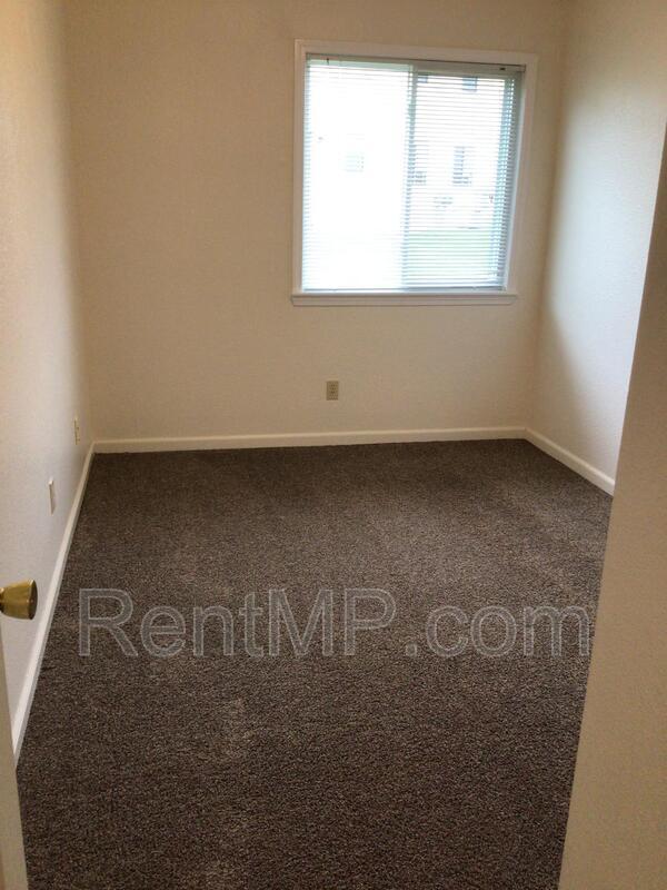 Photo - 722 W Broomfield St