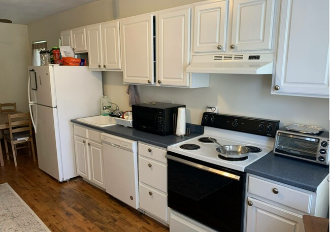 Photo - 840 Huntington Ave