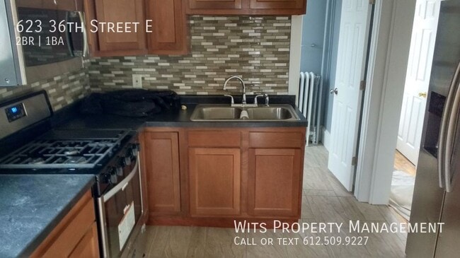 Photo - 623 E 36th St