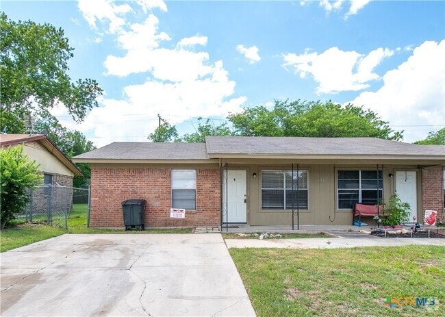 Building Photo - 1513 Janis Dr Rental