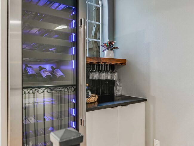Photo - 1529 Barton Springs Rd Unit 13
