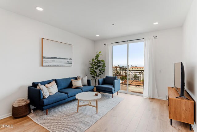 436 Poli St Unit 402