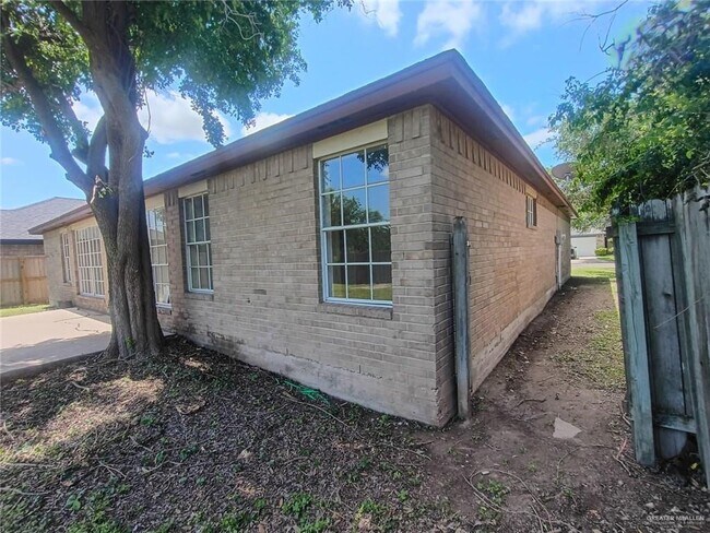 13 Marigold St