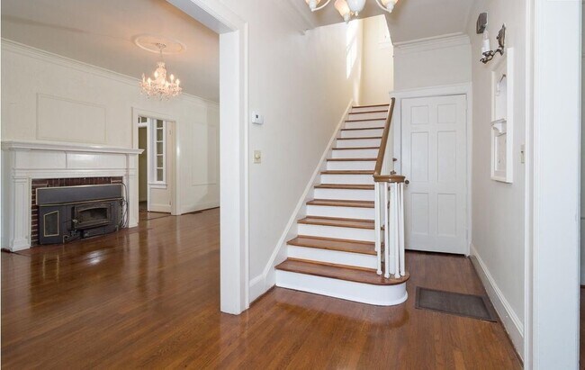 Photo - 1224 Fairview Dr