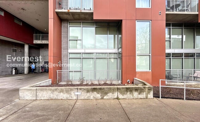 Building Photo - 2115 Yeaman Pl Unit APT 105