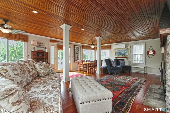 13 Billows Rd