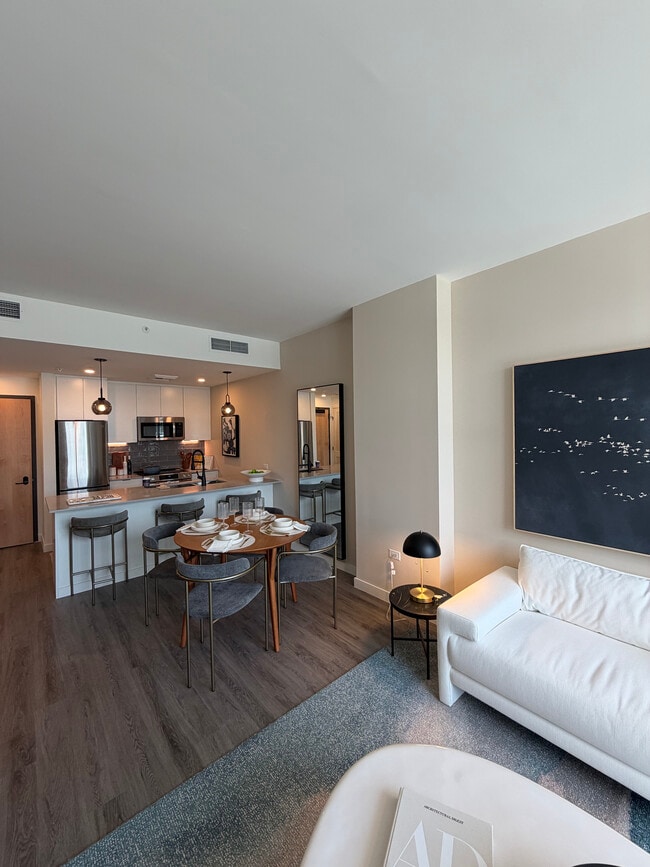 Building Photo - 83 NW 26th St Unit A3