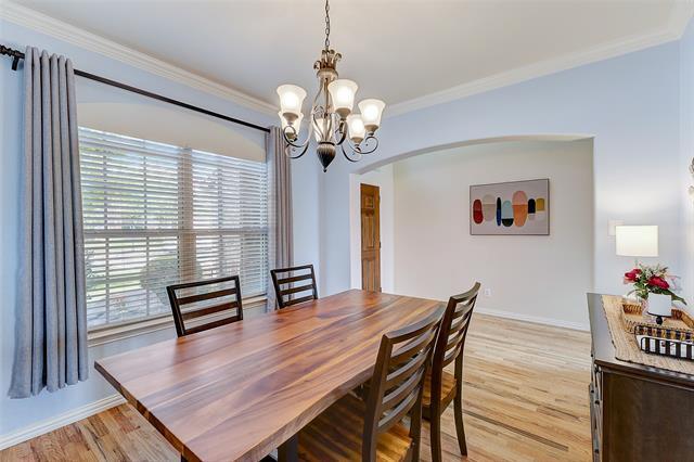 Photo - 9008 Hawley Dr