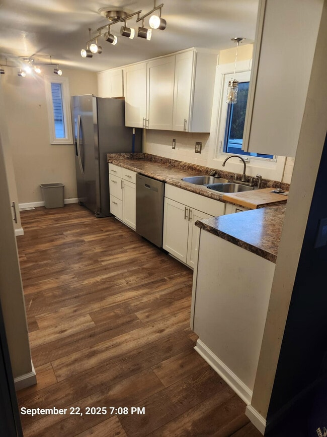 Photo - 2855 Mann Rd