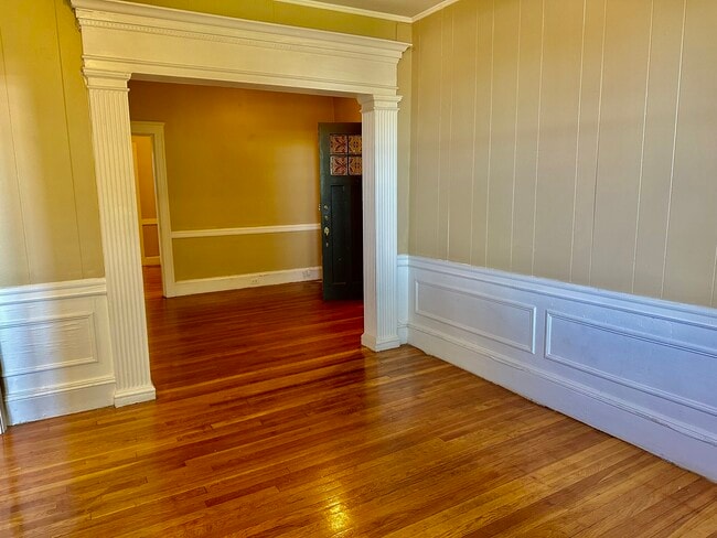 Photo - 74 Egmont St Unit 5