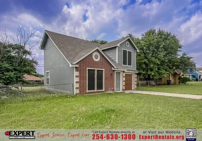 Photo - 2307 Lazy Ridge Dr