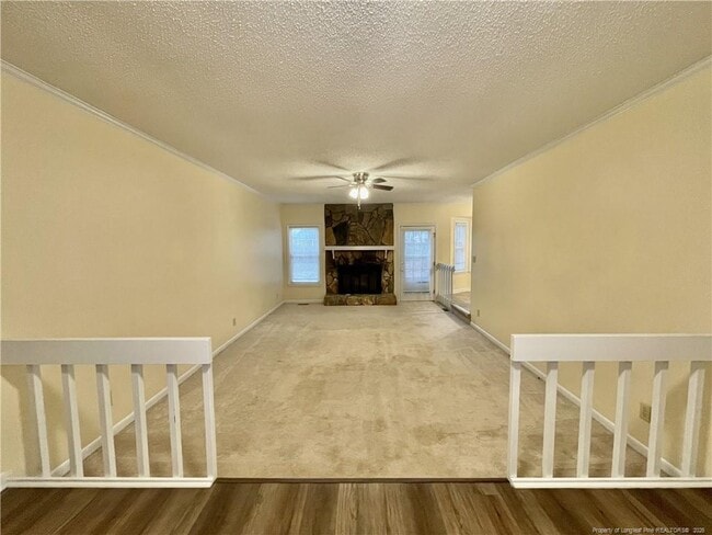 Photo - 2109 Hollyridge Pl