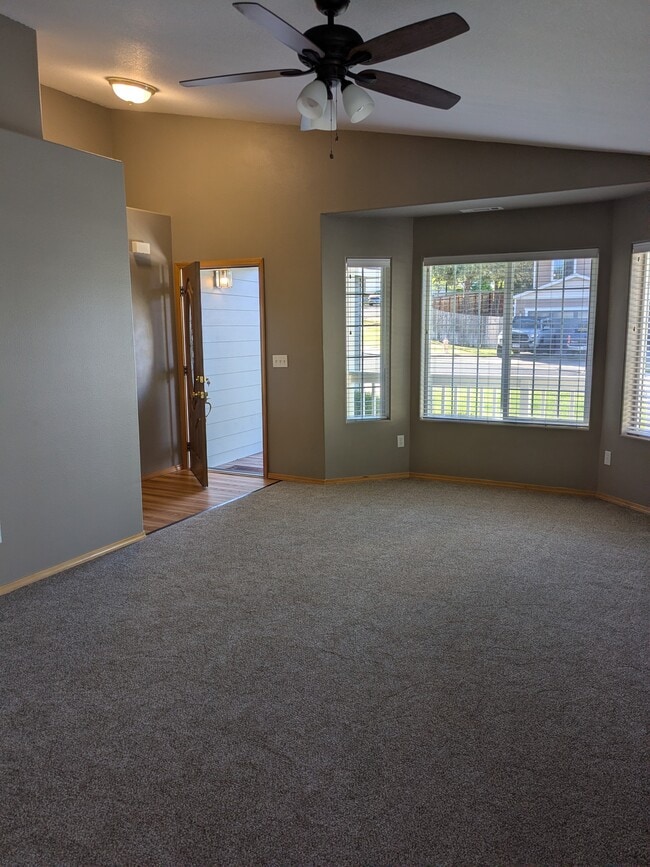 Photo - 5105 Hickory Ln