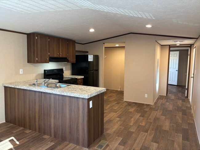 Photo - Brand new 3 bed, 2 bath single wide mobile home located in Eagle Springs!