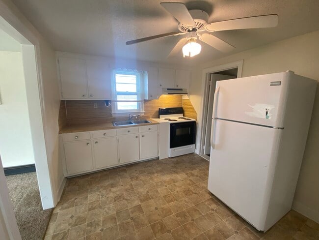 Photo - 3597 Mills Rd