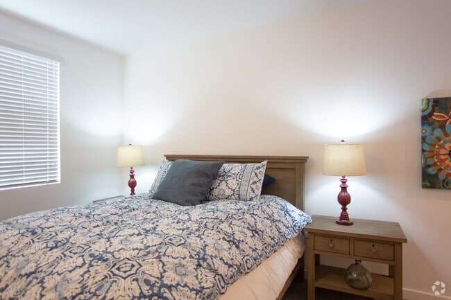 3BR, 2BA-1296 SF