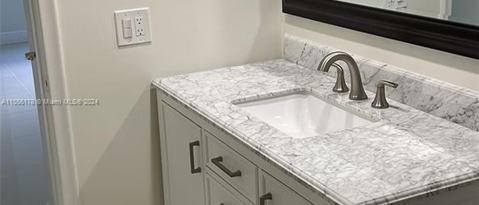 Photo - 1881 Middle River Dr