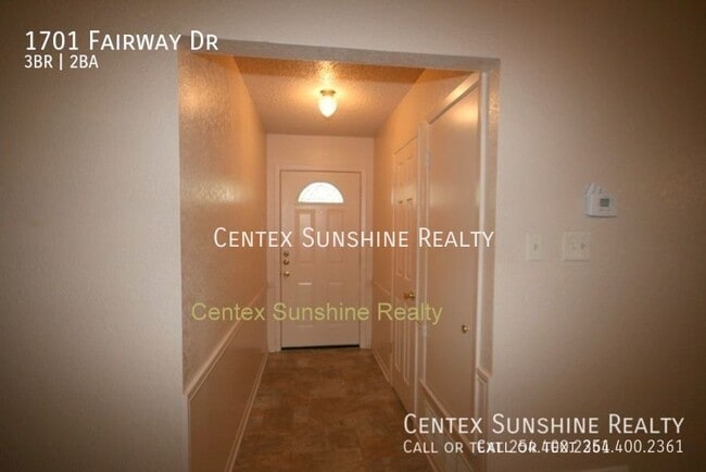 Photo - 1701 Fairway Dr