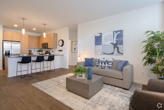 2BR, 2BA - 1,040SF Model - Hawthorn Apartments