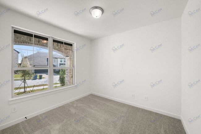 Photo - 225 Whitetail Dr