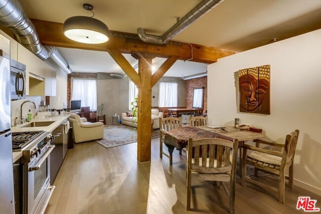 Photo - 527 Molino St Unit 310