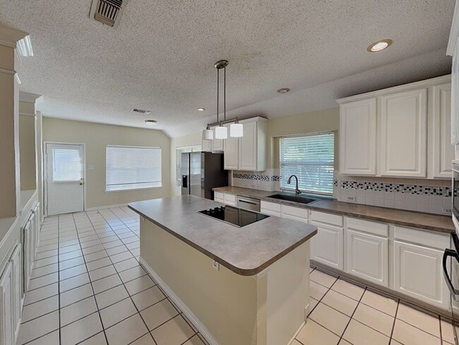 Photo - Move-In Special: $500 off the first full m...