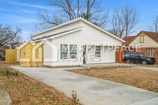 Photo - 1373 Cooper St