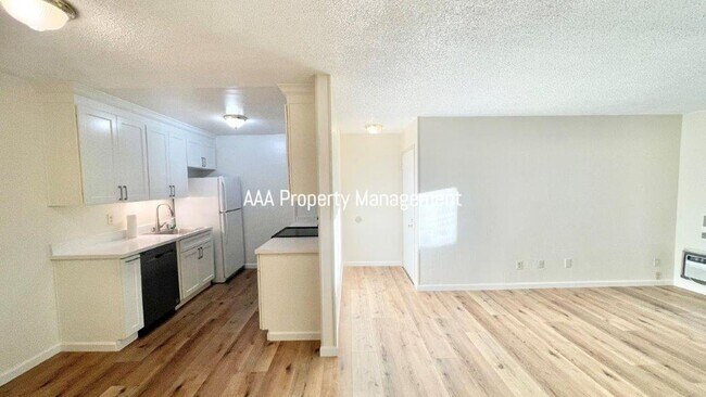 Photo - Walnut Creek! Beautiful remodeled 1 bedroom 1 bath location near John Muir Hospital and Heather F... Unit 21