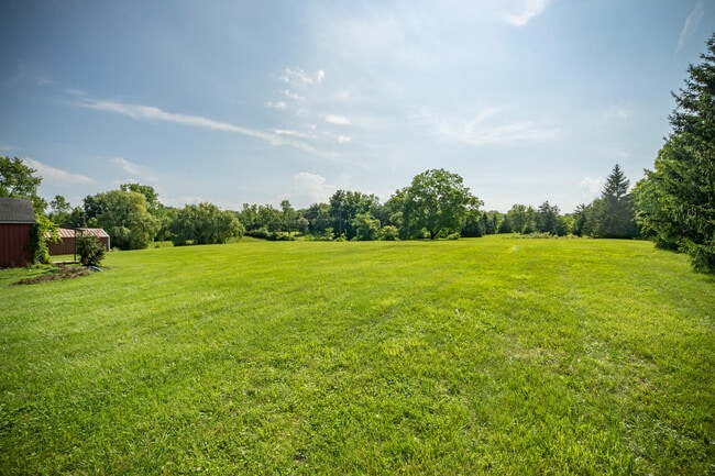 Photo - 18485 Ridge Rd