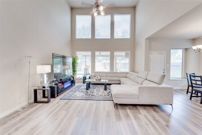 Photo - 25806 Palmdale Estate Dr