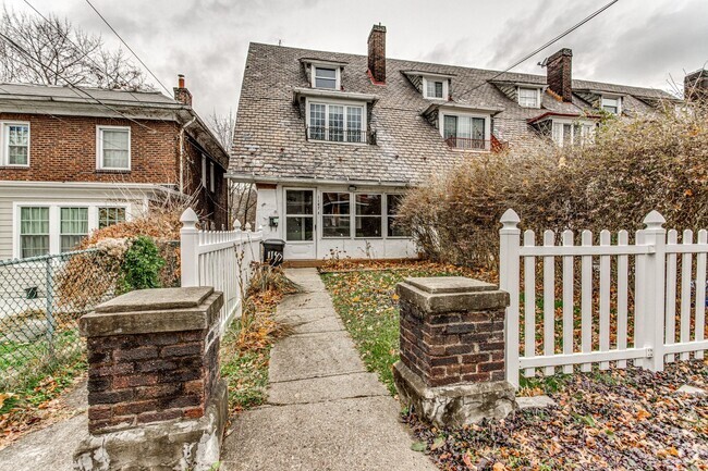 Building Photo - 3 bedroom in Highland Park- Central Air! Rental