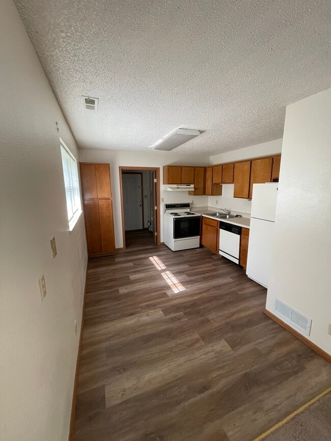 Building Photo - 17901 E 18th Street Ct S Rental