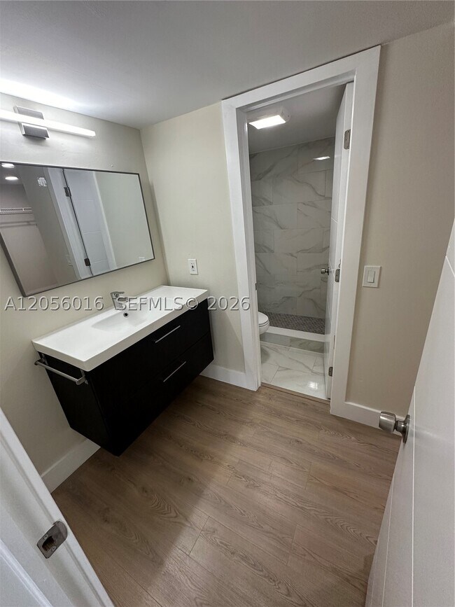 10090 NW 80th Ct Unit 1421