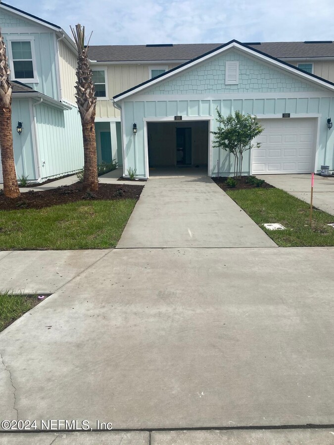 Photo - 30 Sunnyvale St Townhome