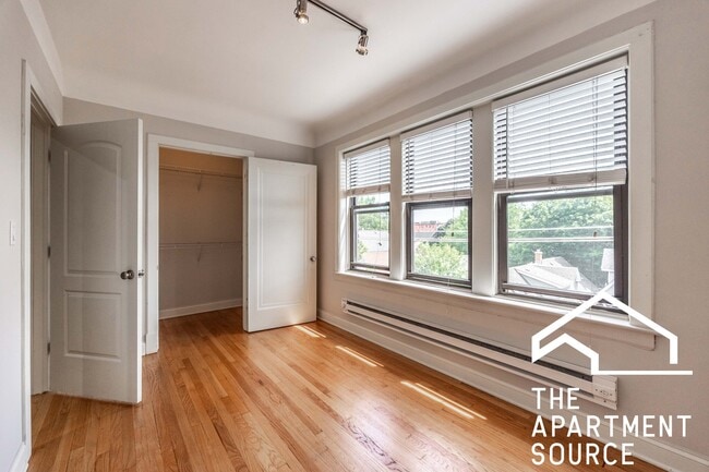 Photo - 2329 N Rockwell St Apartments Unit C3