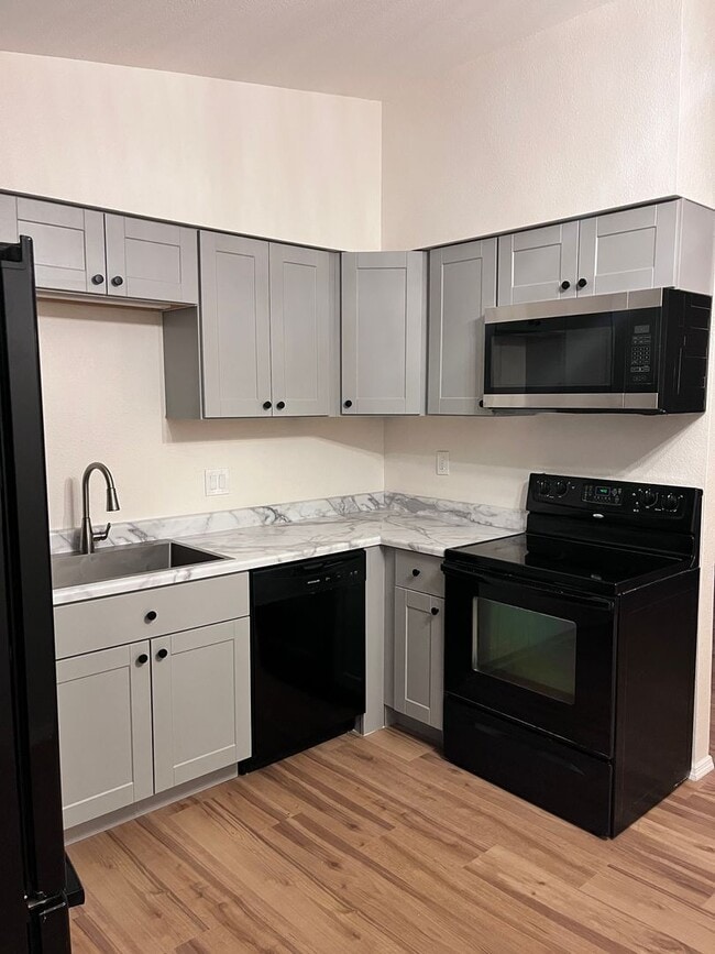 Photo - 4150 N Fremont Ave Unit BU4150-A