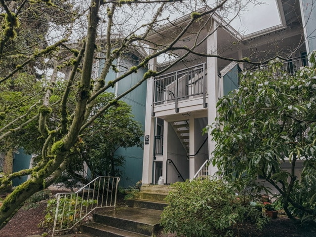 Photo - 911 N 163rd St Unidad B-25