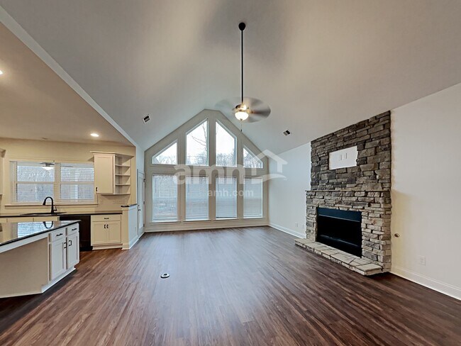 Photo - 776 Somersby Dr