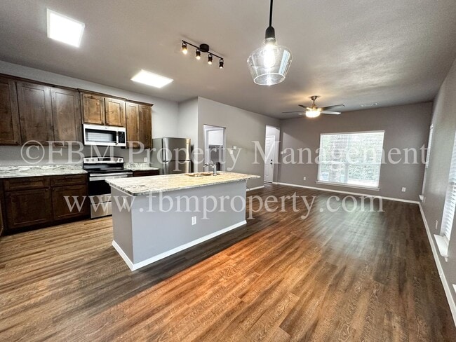 Photo - 431 Jannie St Unit A