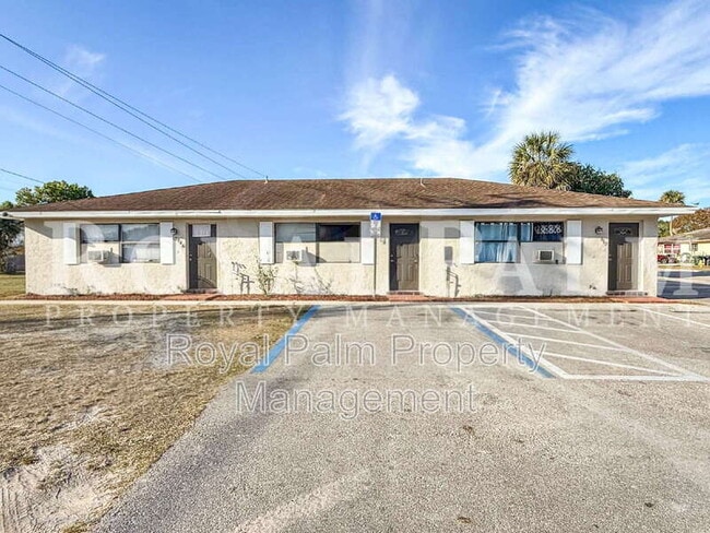 Photo - 3744 Estelle Ave