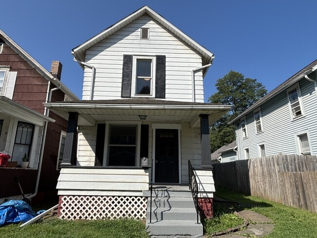 Building Photo - 527 5th St SW Rental