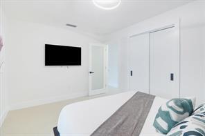 Photo - 2289 Cleveland St