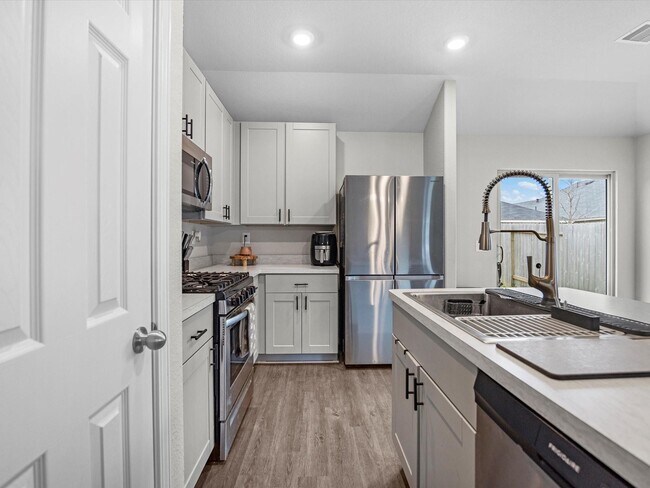Photo - 1850 Brushy Cedar Ct