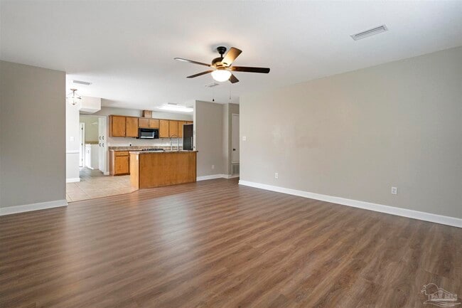 Photo - 5320 Powrie Dr