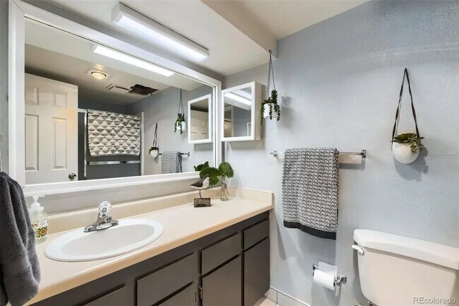 Photo - 12150 Melody Dr Unit 105