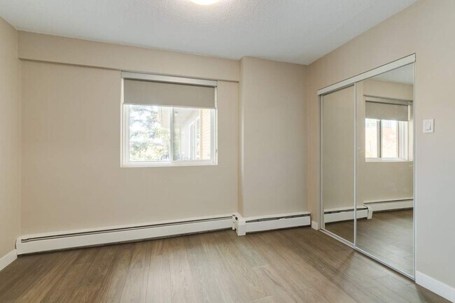 Photo - Cameron Manor