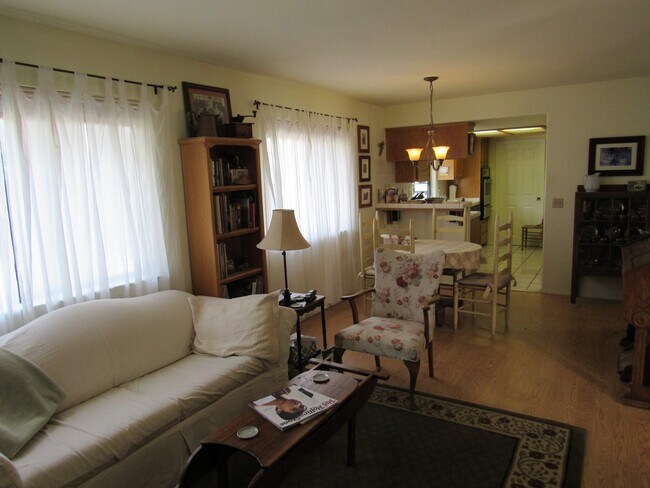 Photo - 3 bed, 2 bath, two car garage Condo on the Central Coast