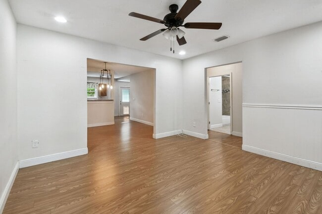 Photo - Downtown Tampa bungalow